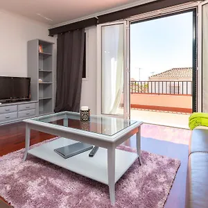 Casa Dos Avos By Rent2u, Lda Apartment